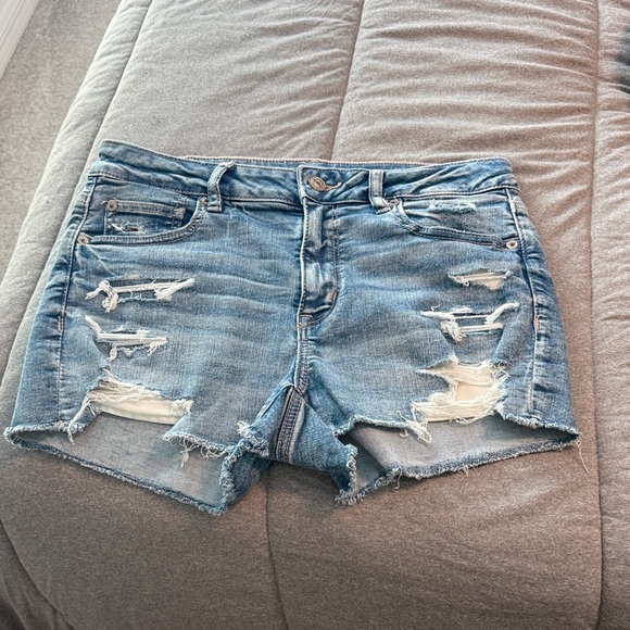 American Eagle Outfitters Pants - American Eagle high rise shortie size 8